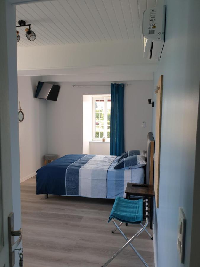 Chambres De Villee Saint-Georges-de-Gréhaigne Kültér fotó
